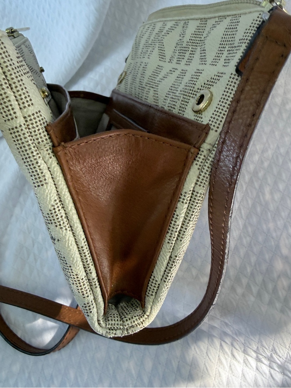 Michael Kors Cream Logo Crossbody with Brown Strap and Gold MK Emblem - Picture 6 of 12